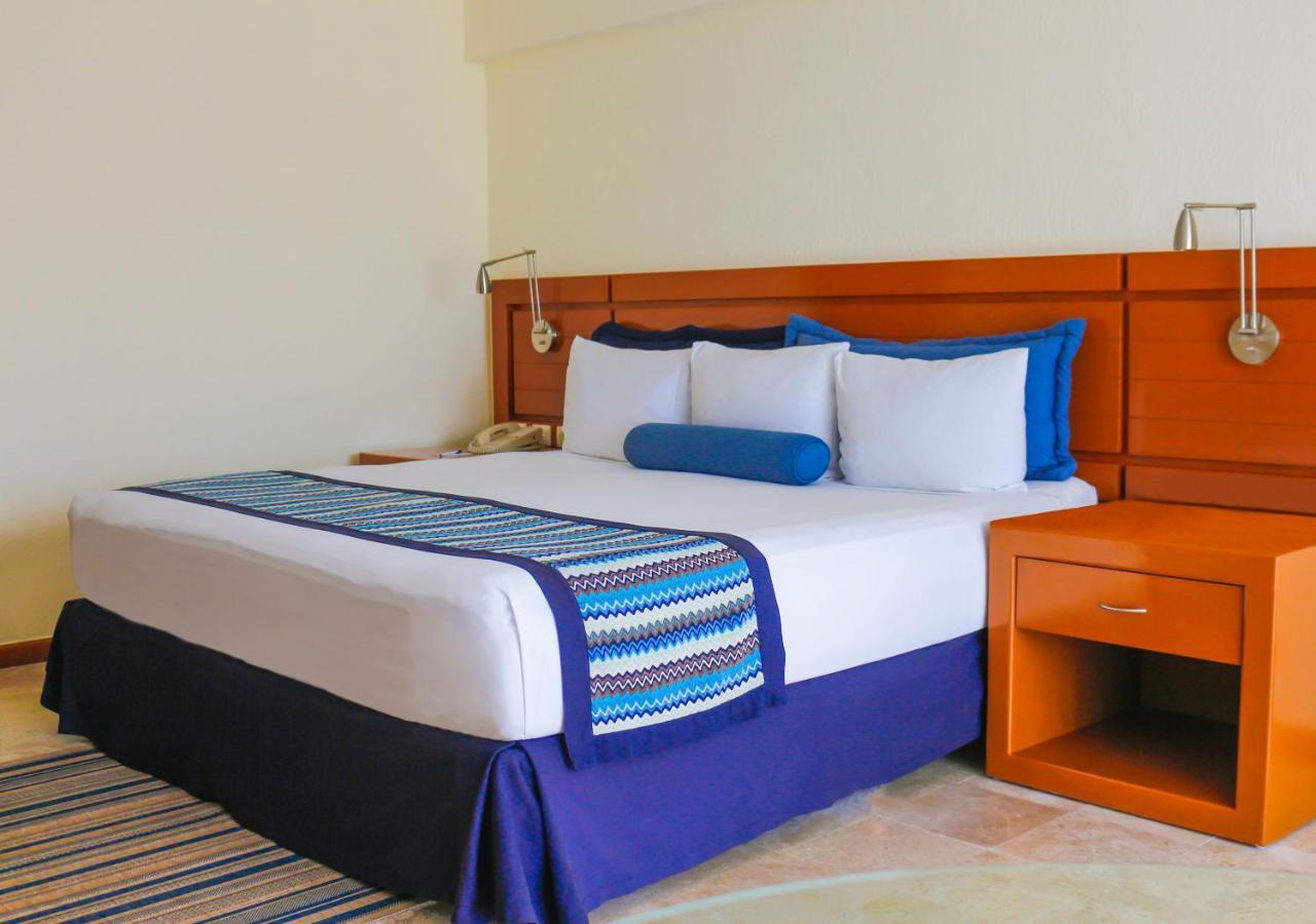 Resort Plaza Pelicanos Grand Puerto Vallarta
