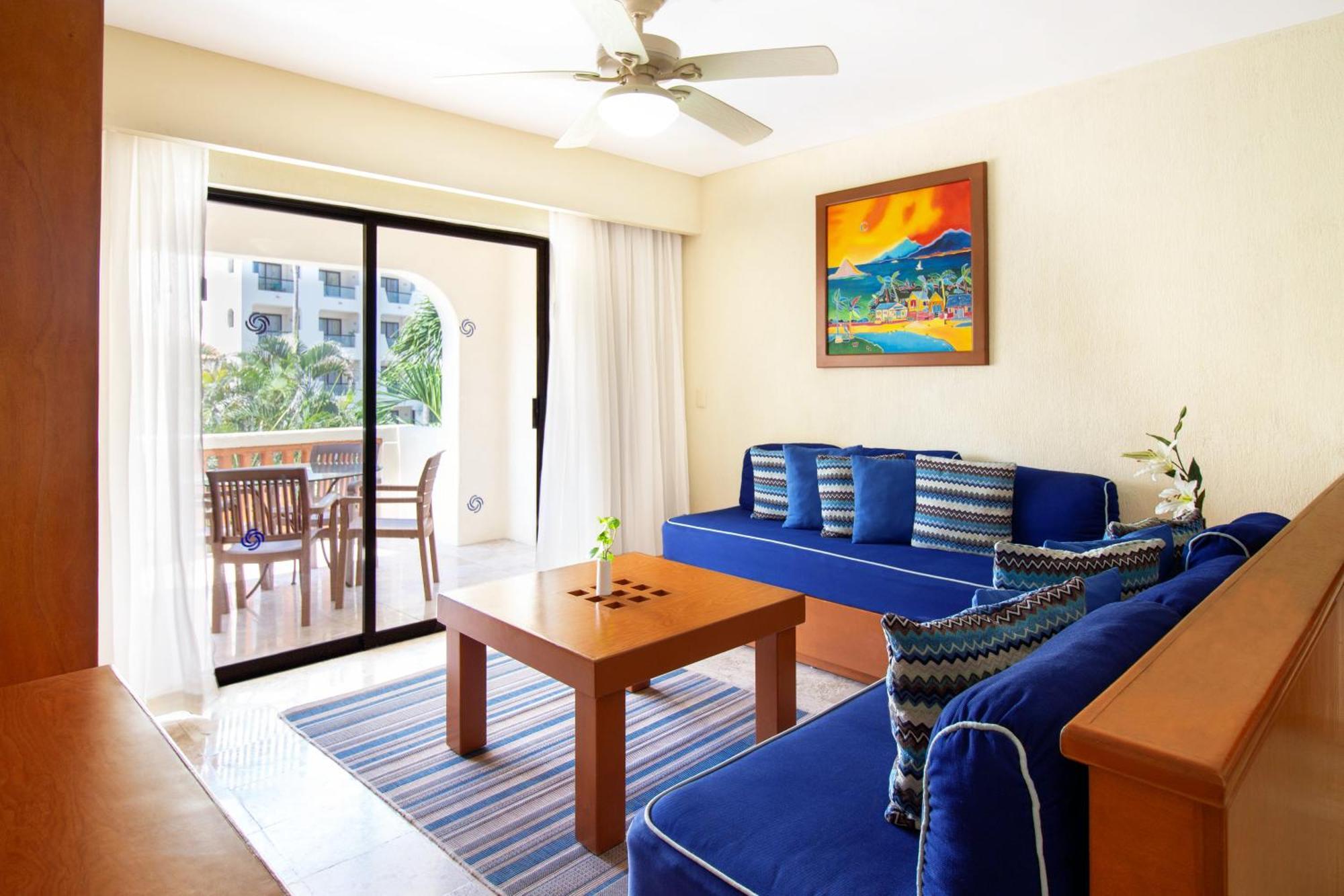 Plaza Pelicanos Grand 4*