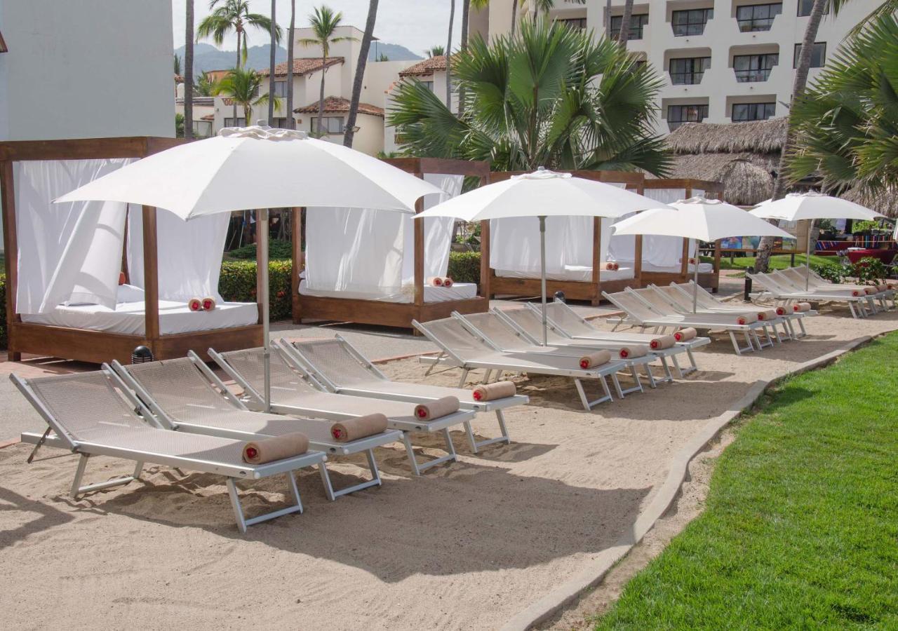 Plaza Pelicanos Grand Puerto Vallarta