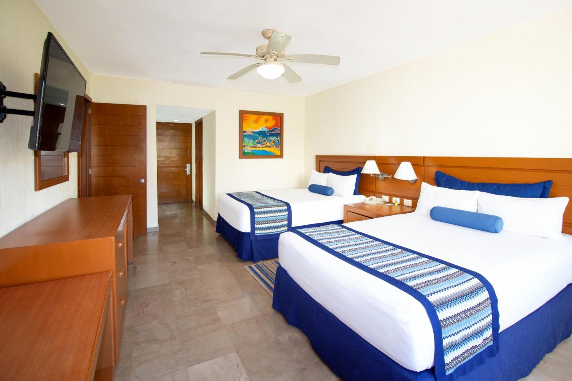 Resort Plaza Pelicanos Grand Puerto Vallarta