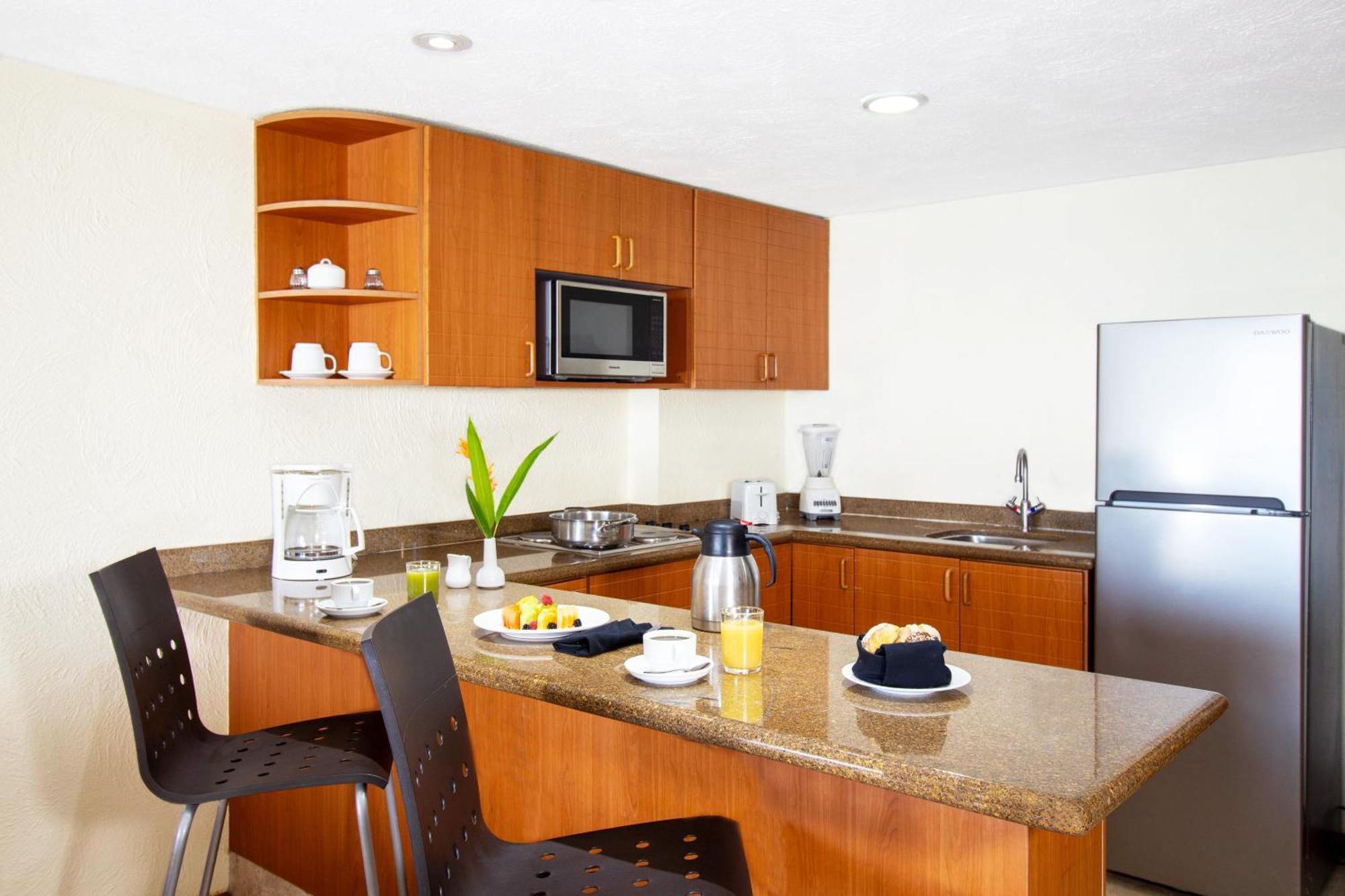 Plaza Pelicanos Grand 4*