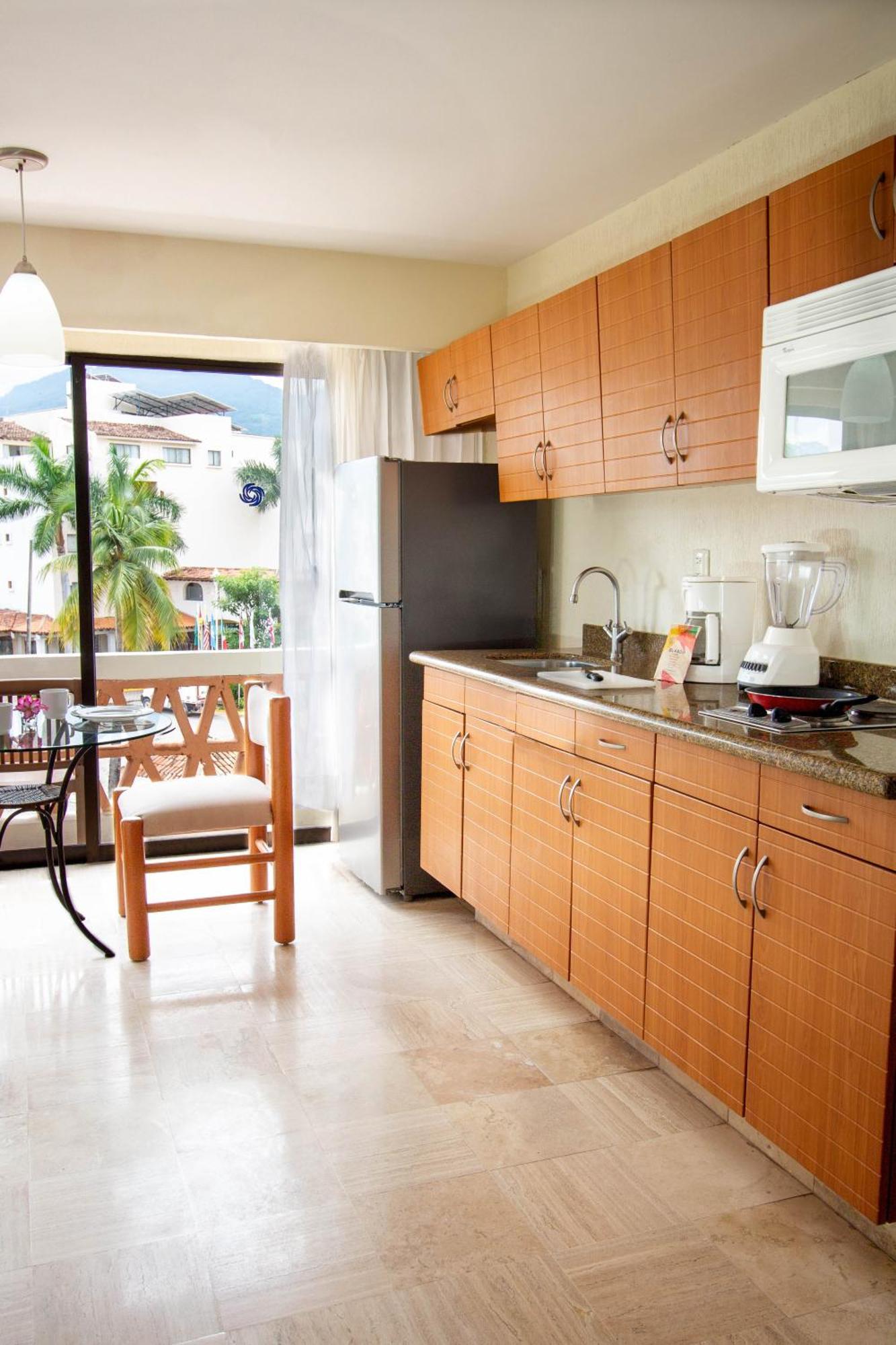 Plaza Pelicanos Grand Resort 4*